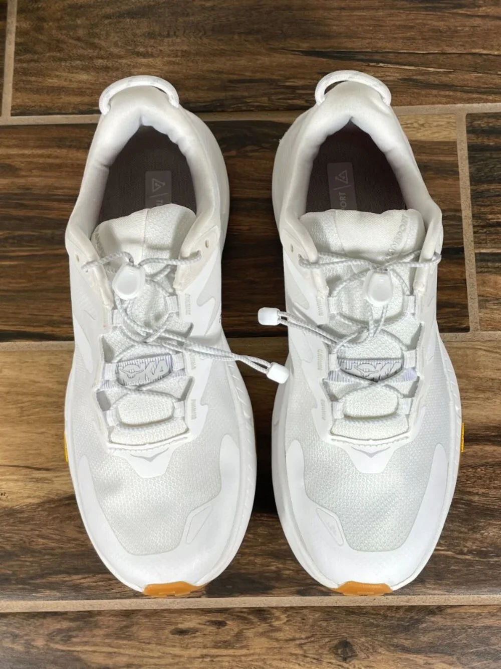 Hoka One One Transport Running Shoes Womens 8.5 White All Terrain Vibram Sneaker